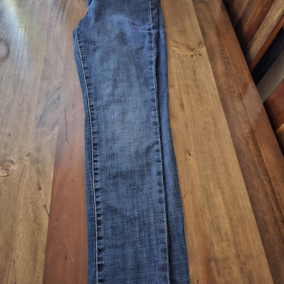 Levi's 311 Shaping Skinny Jeans - Picture 4 of 7